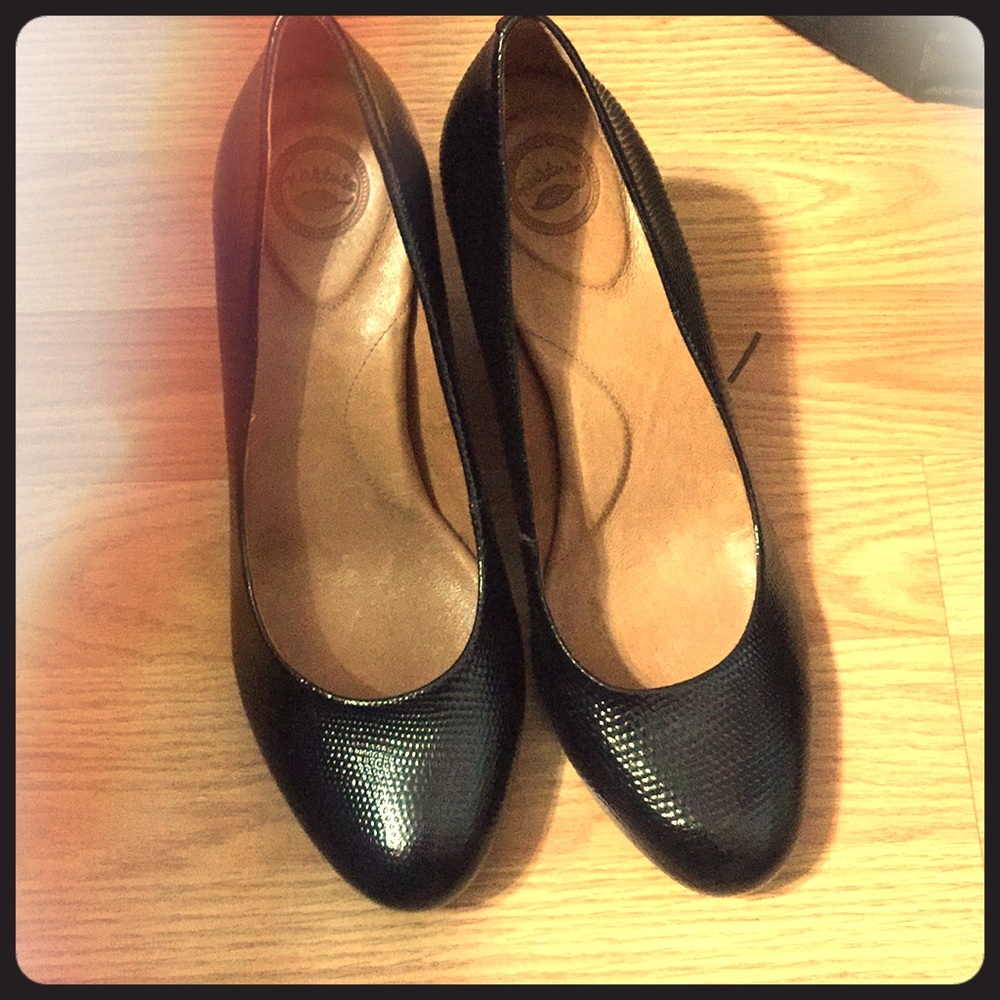 Nurture heels